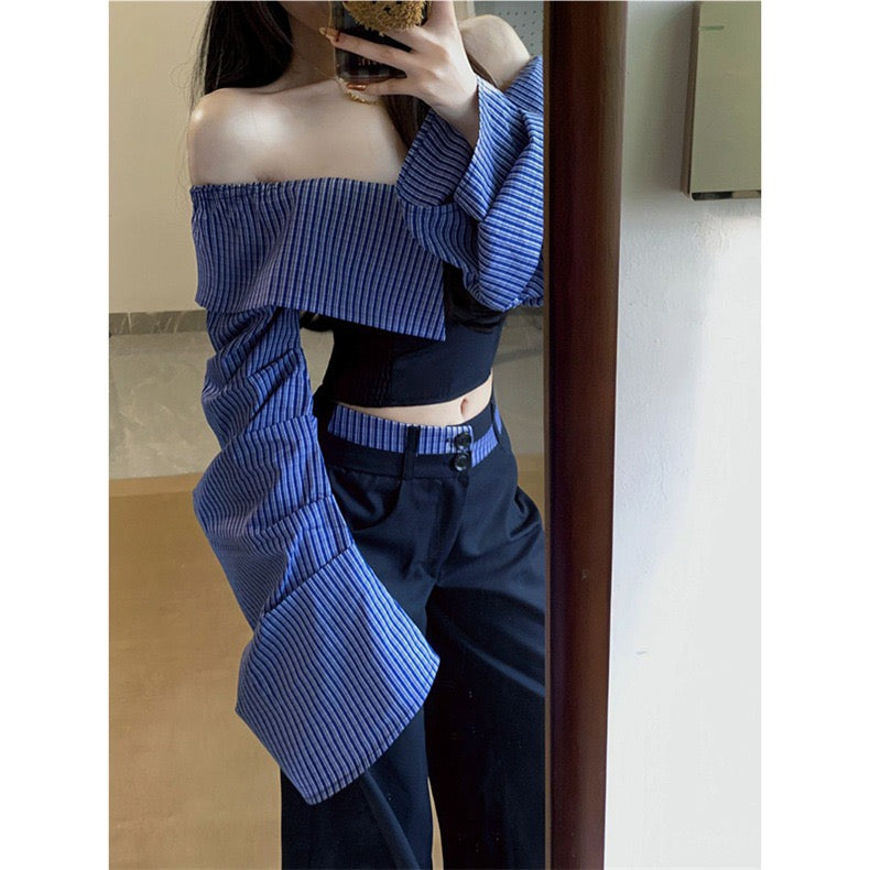 Sailor Stride Flare Sleeve Top